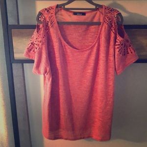 Coral lace peekaboo sleeve